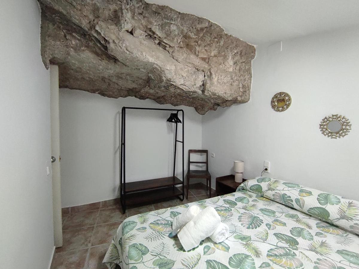 הוילה אלקלה דל חוקאר Casa Cueva El Porton מראה חיצוני תמונה