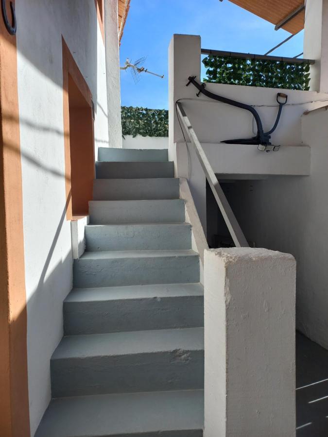 הוילה אלקלה דל חוקאר Casa Cueva El Porton מראה חיצוני תמונה